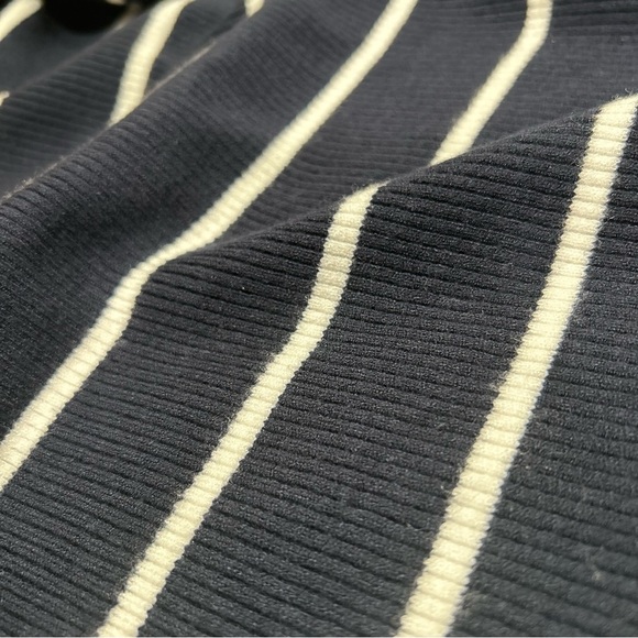 Philosophy Women Large Navy Blue White striped Crew Neck Ribbed Stretch Sweater - Picture 6 of 10